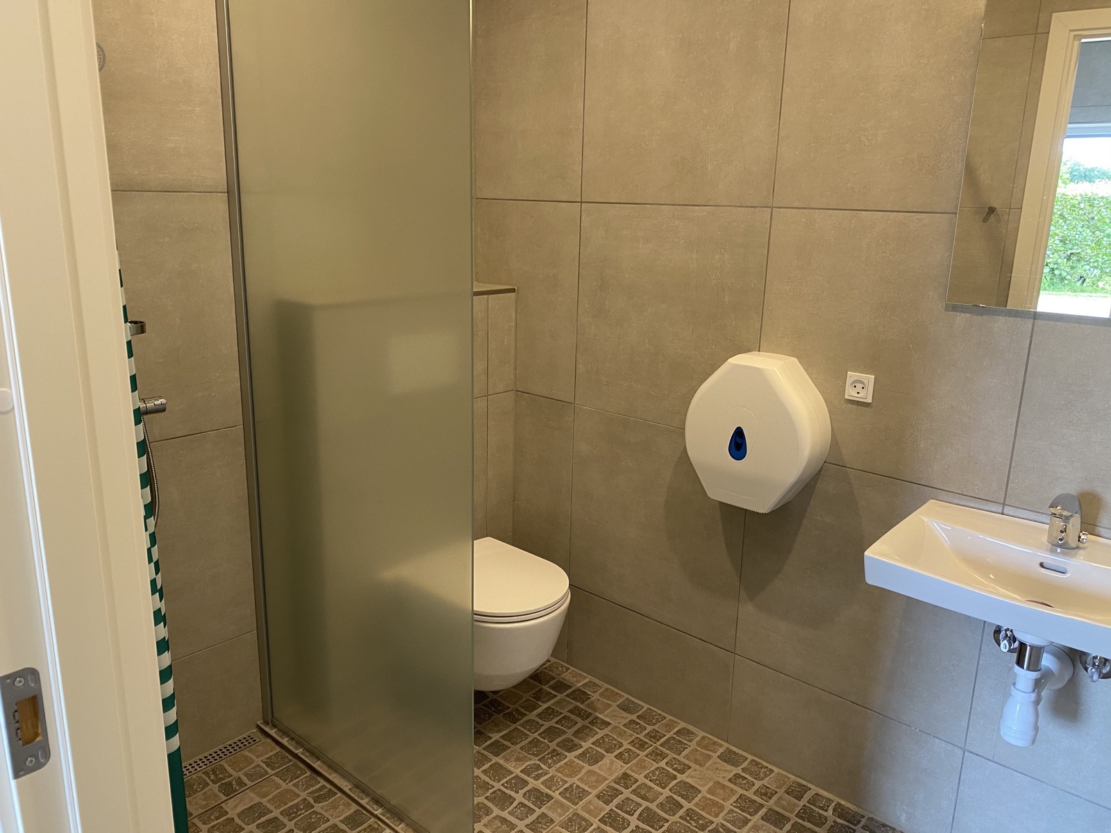 Servicebygning - lejselv bad