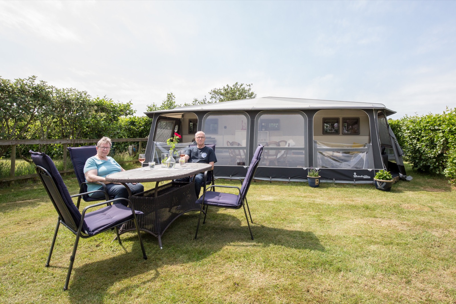 Camping på Rødgaard Camping Fanø - to glade gæster